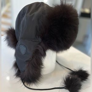 BNWT Pajar fox fur dove hat | black-brown